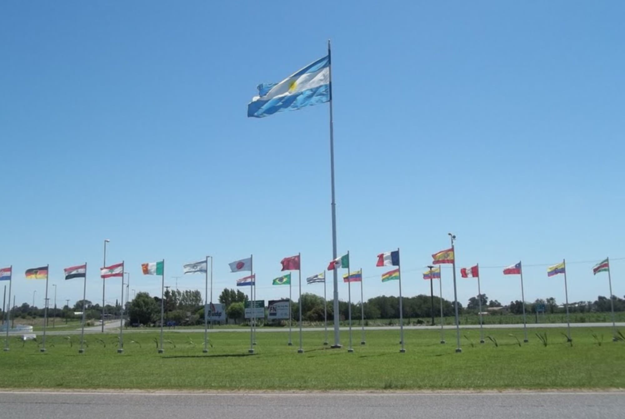 Rotonda Banderas