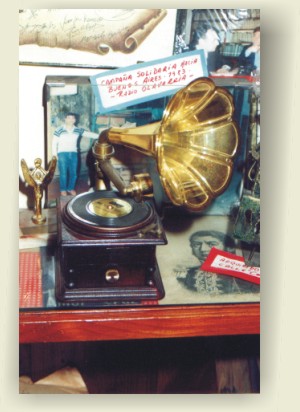 Antiguo fonógrafo